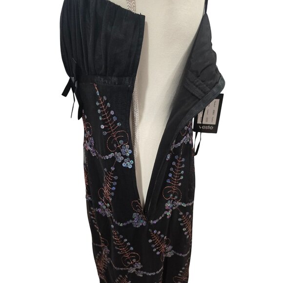 Veste Black Sequin Embroidered Dress, size 8 - Picture 3 of 7
